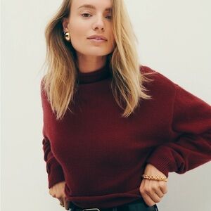 Reformation Cropped Cashmere Turtle in Merlot, XS